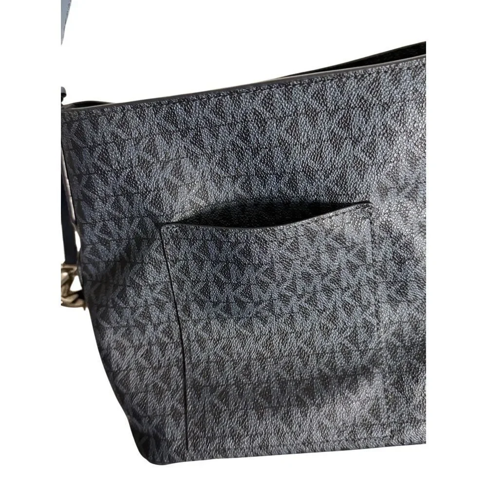 Michael Kors Women's Kimberly Leather Messenger Bucket Crossbody Bag Navy Blue
